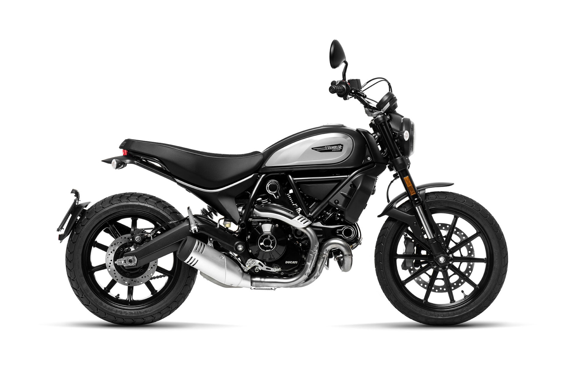 Pneumatiky 180/55-17 naleznete i na motocyklu Scrambler Icon Dark